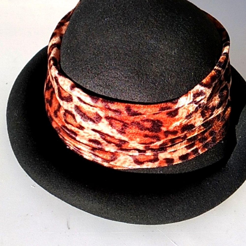 Ladies wool hat average size